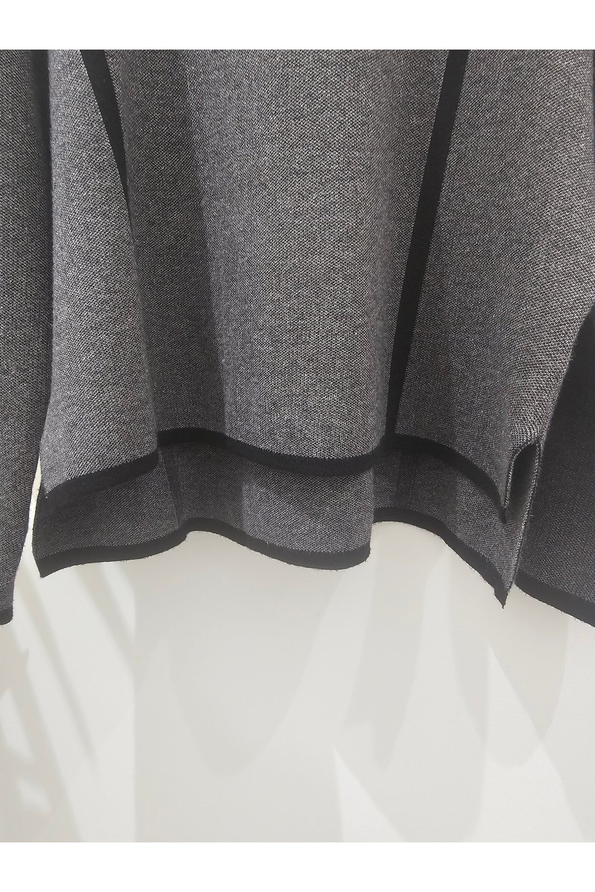 ETERNELLE Sweater Top 25230