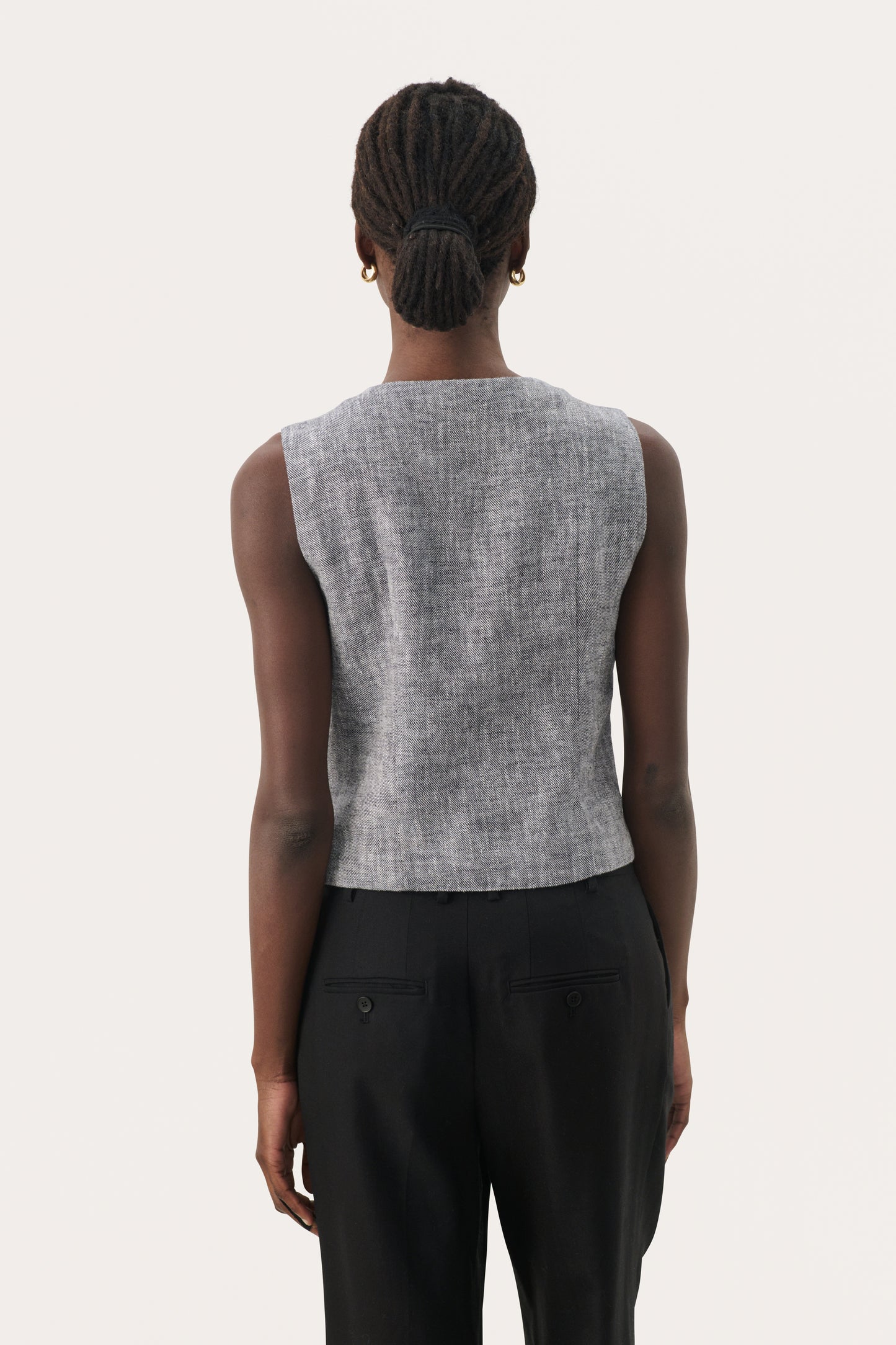 PART TWO Nadhia Vest