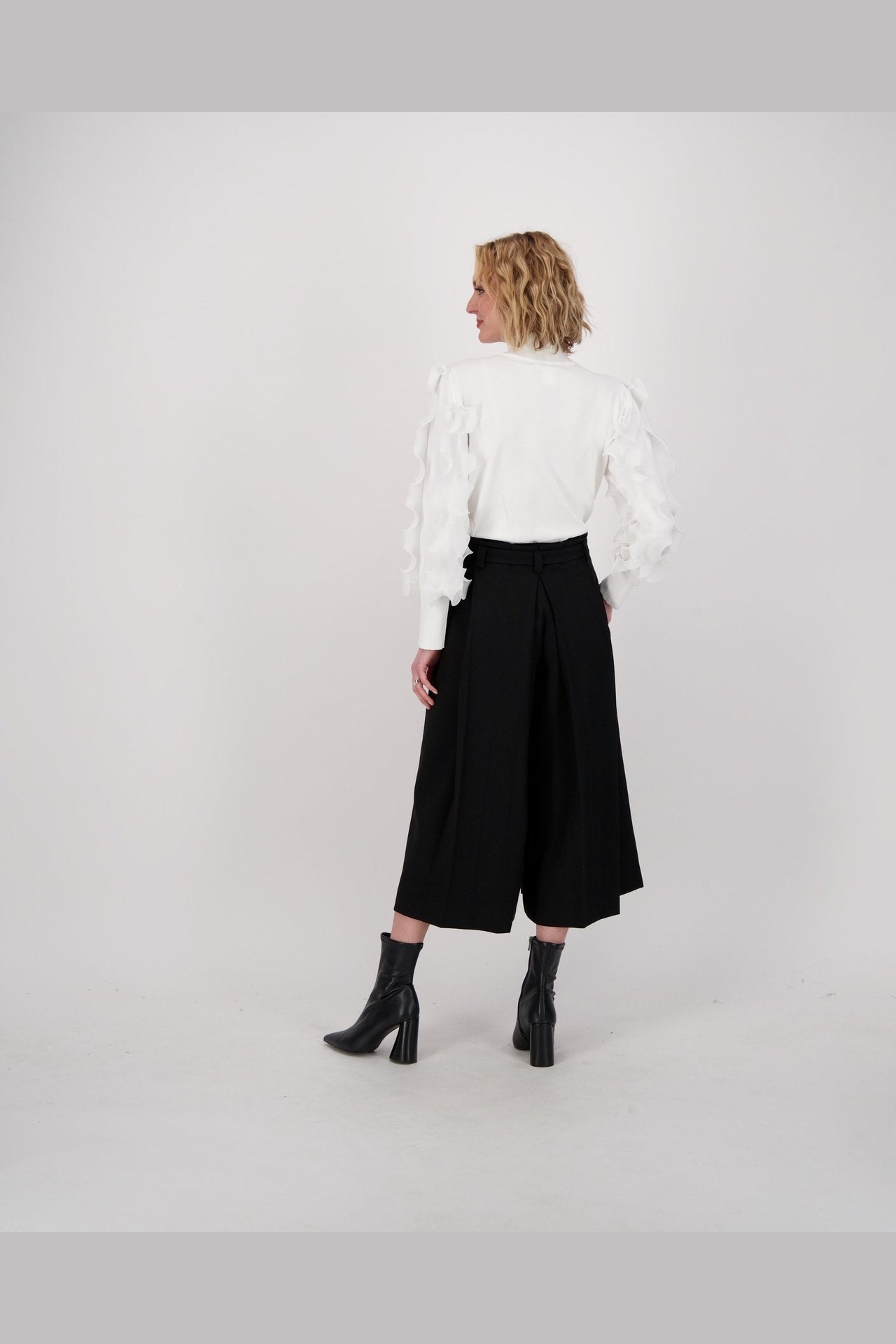GABBY ISABELLA Gaucho 523741 *Final Sale*