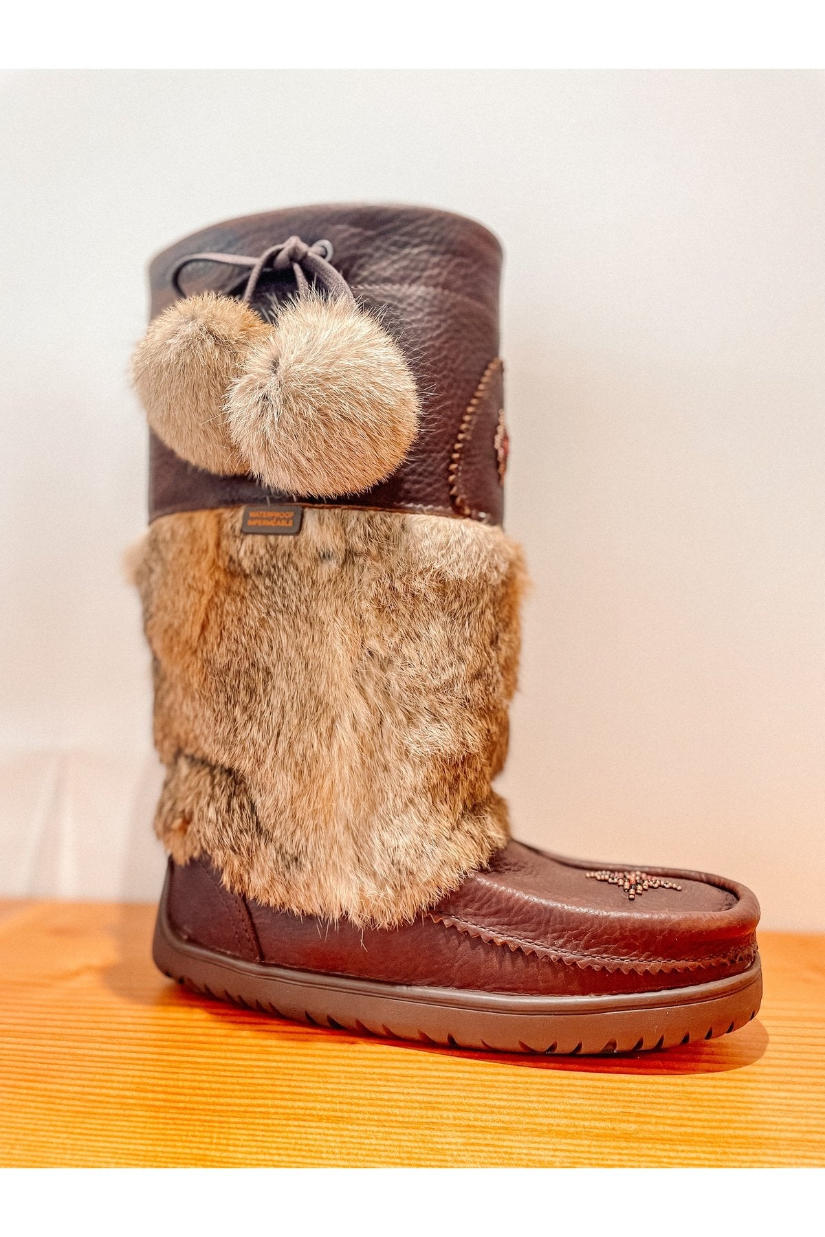 MANITOBAH Waterproof Snowy Owl Grain Mukluk 60129 *Final Sale*