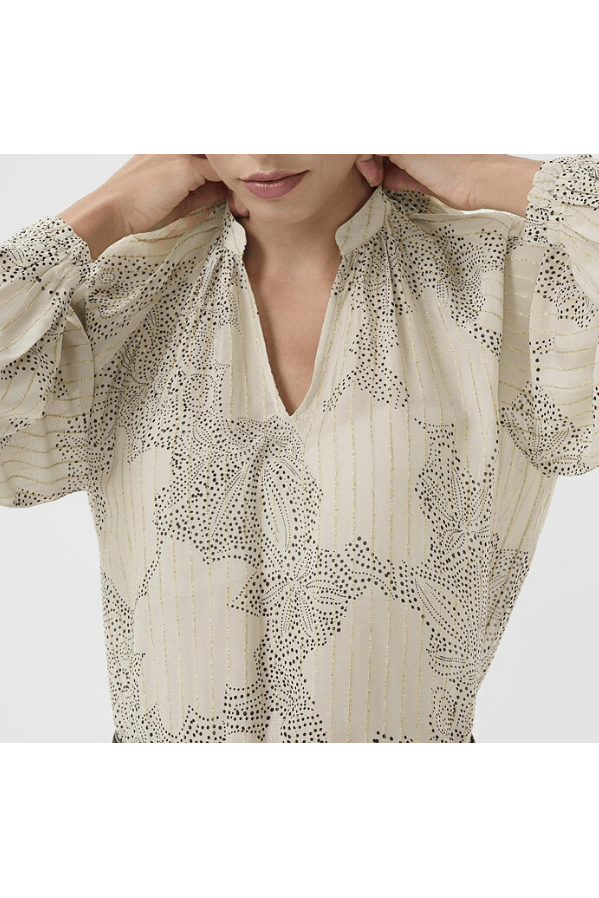 PART TWO Svara Light Floral with Gold Blouse