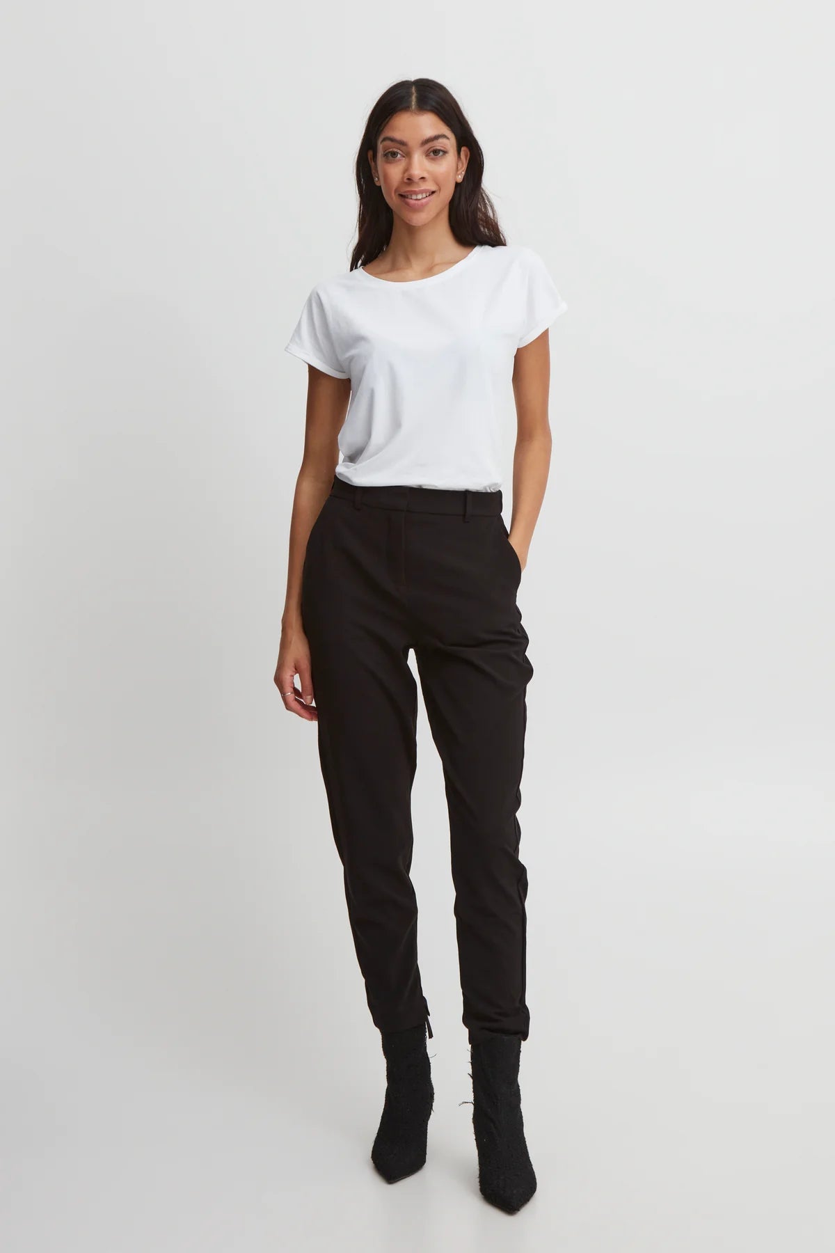 B YOUNG Danta Pants Crop *FINAL SALE*