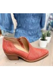 CASTA Deli *Final Sale*