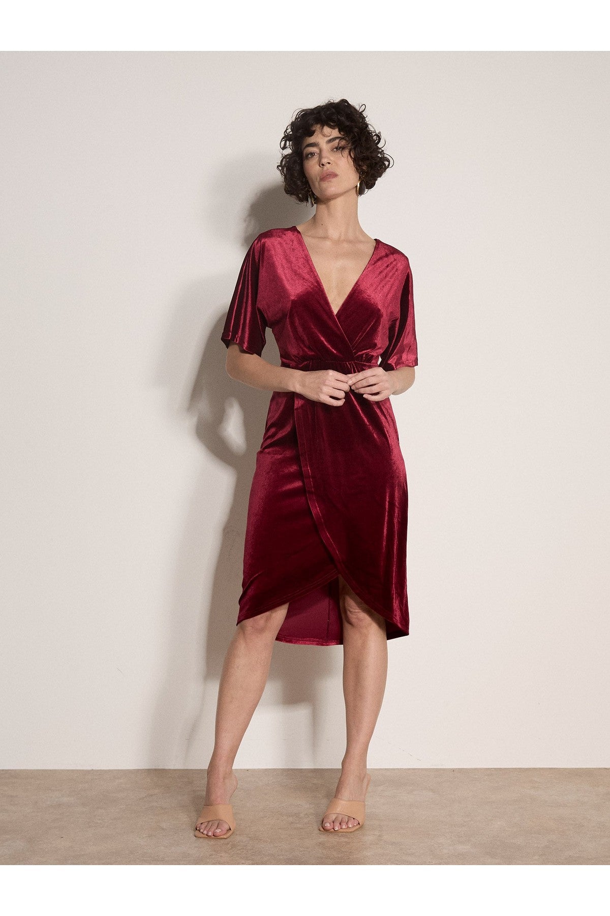 APRICOT Batwing Sleeve Velvet Wrap Dress