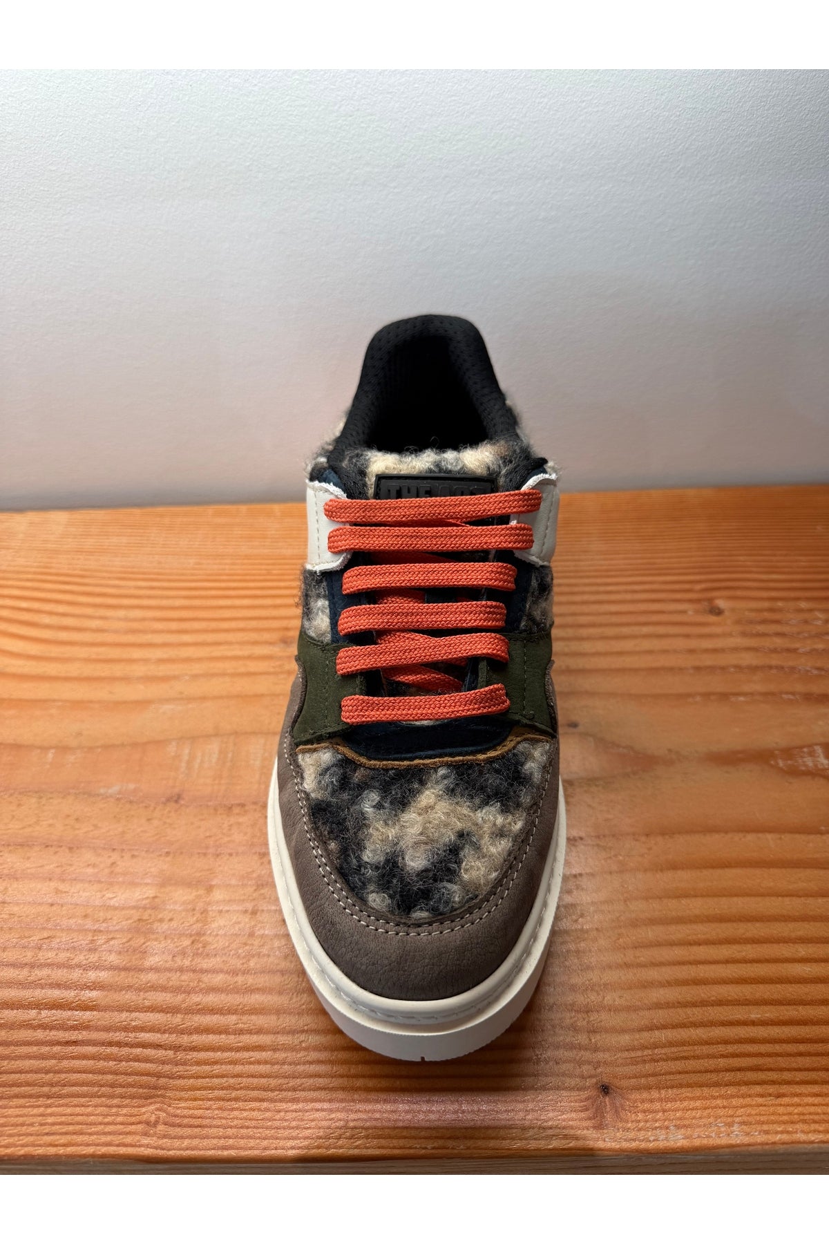 ART 1788 Shoe