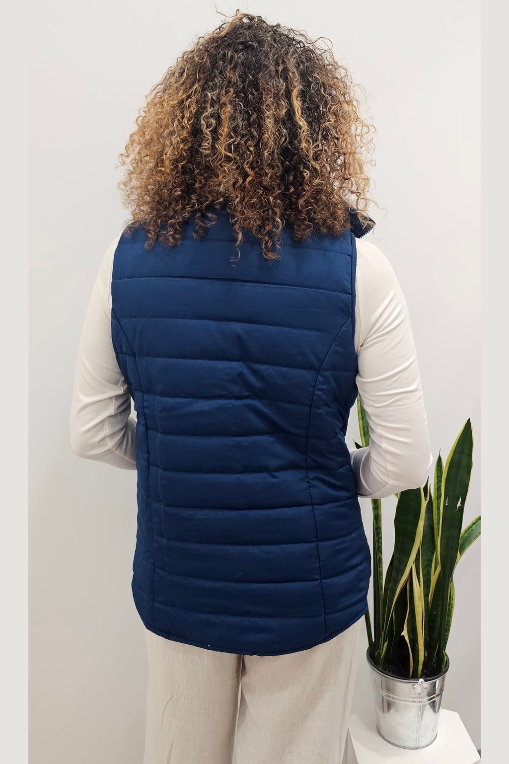 ORIENTIQUE Reversible Puffer Vest 3244