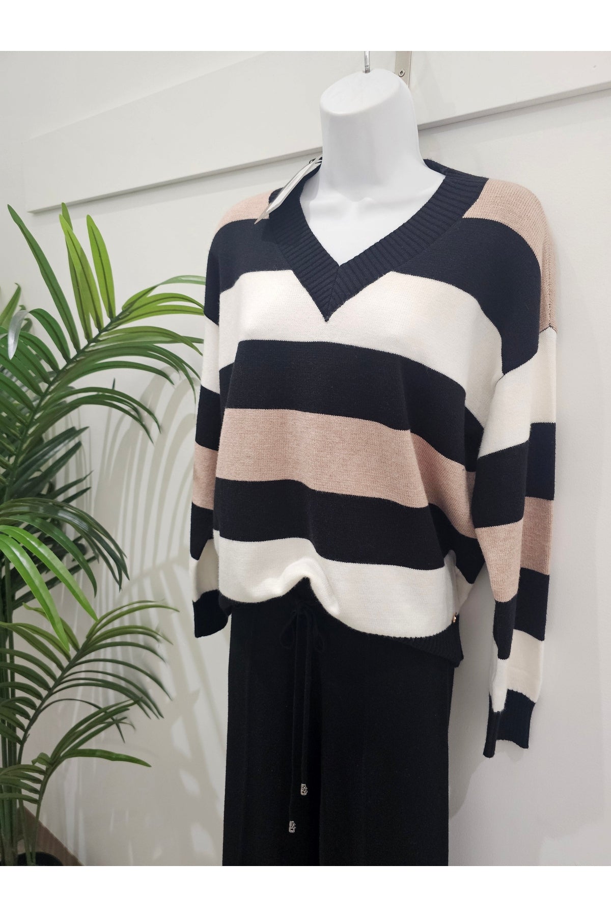ETERNELLE Sweater Top L/S 25175