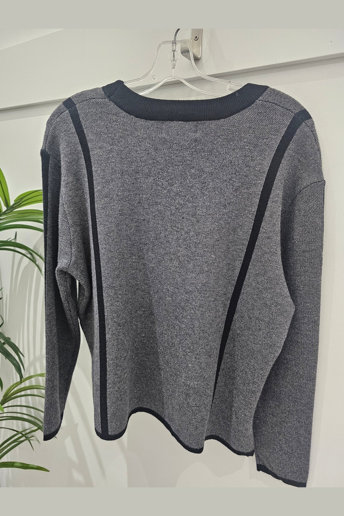 ETERNELLE Sweater Top 25230