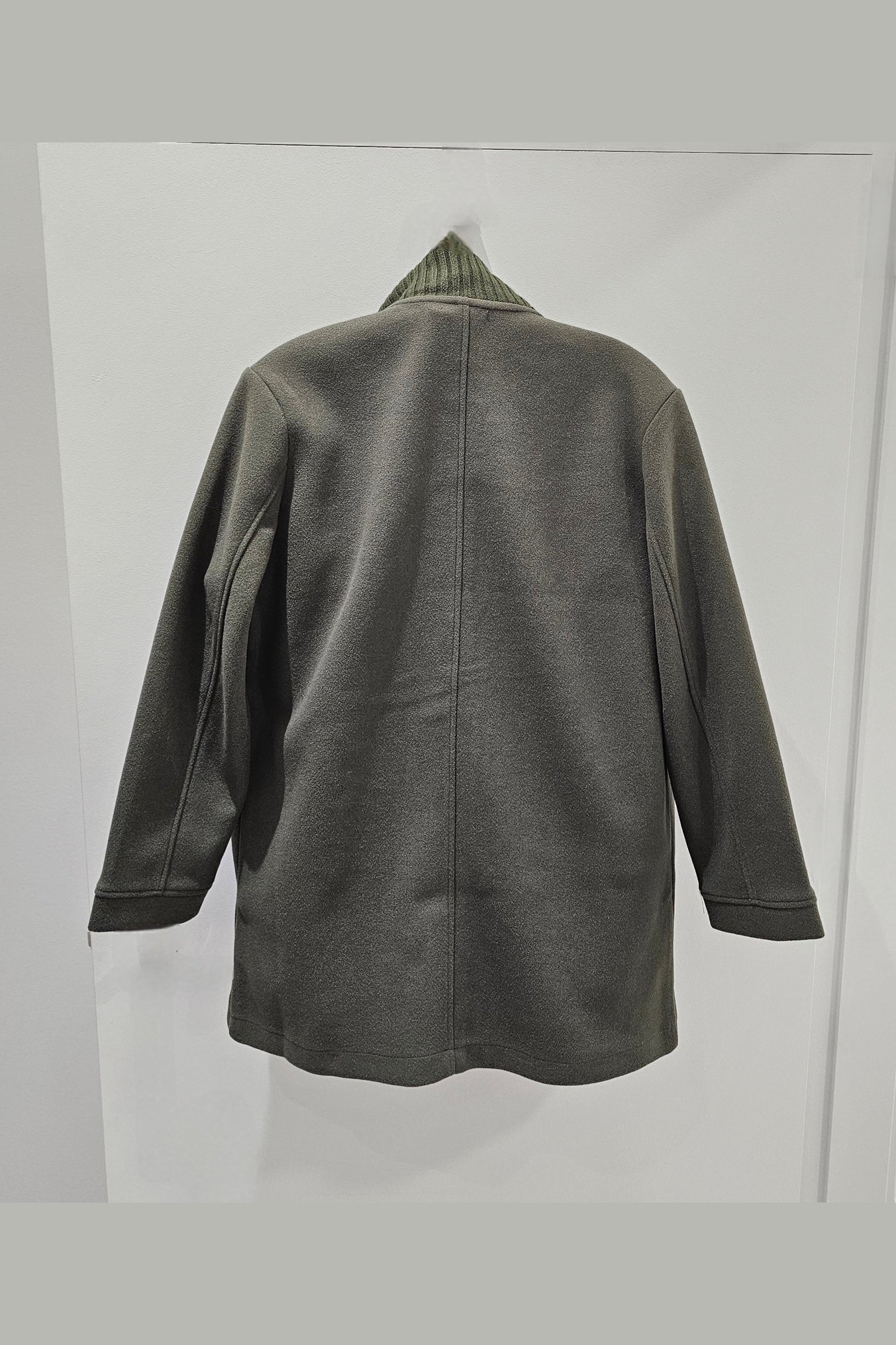 DKR Long Sleeve Button Front Jacket w/pockets HM-60109