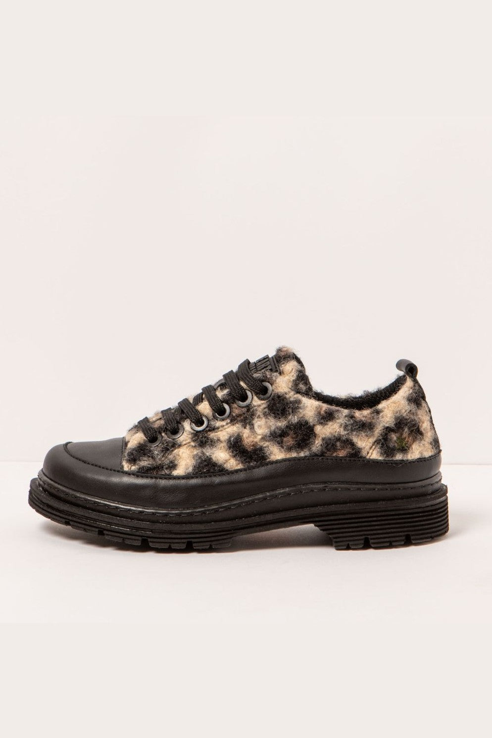 ART 1894S Shoe