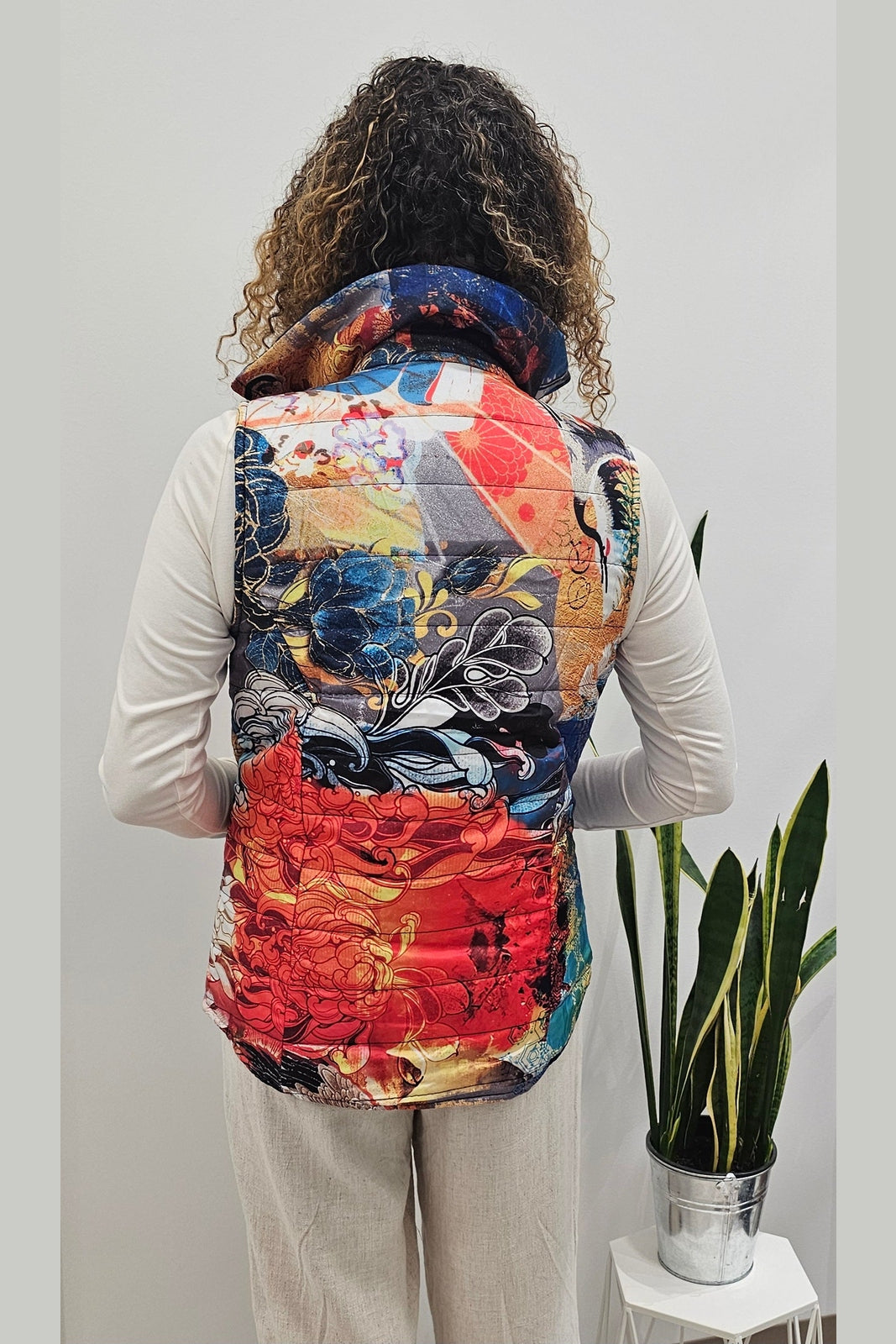 ORIENTIQUE Reversible Puffer Vest 3244