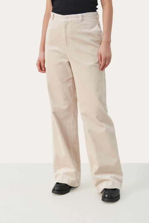 PART TWO Clarisse Pant