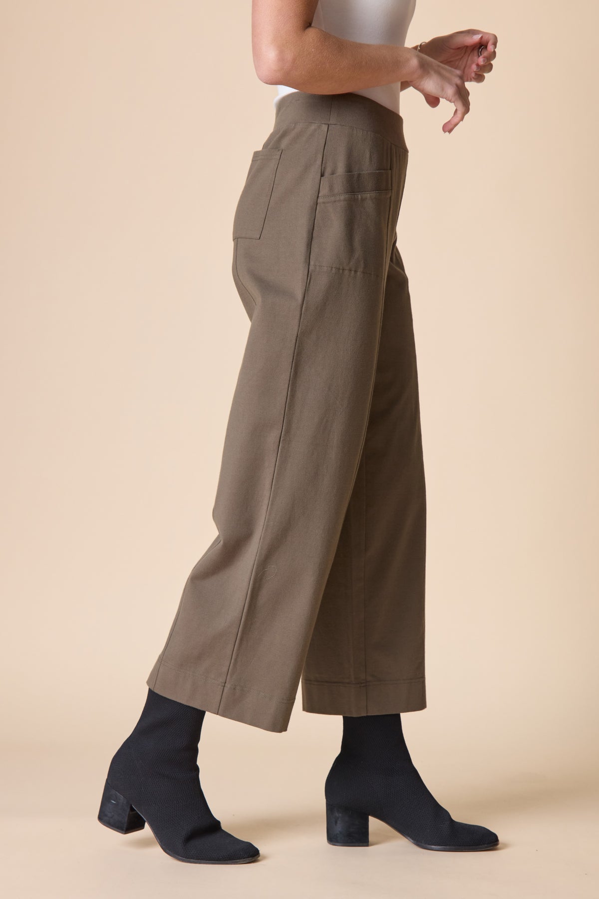 HABITAT Angle Pocket Flood H31563F6