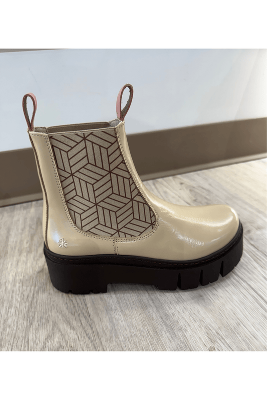 ART 1766 Boot