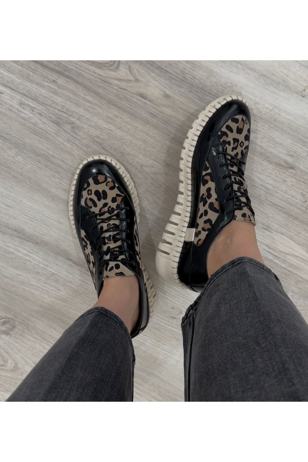 ROAMERS Jaya Shoe