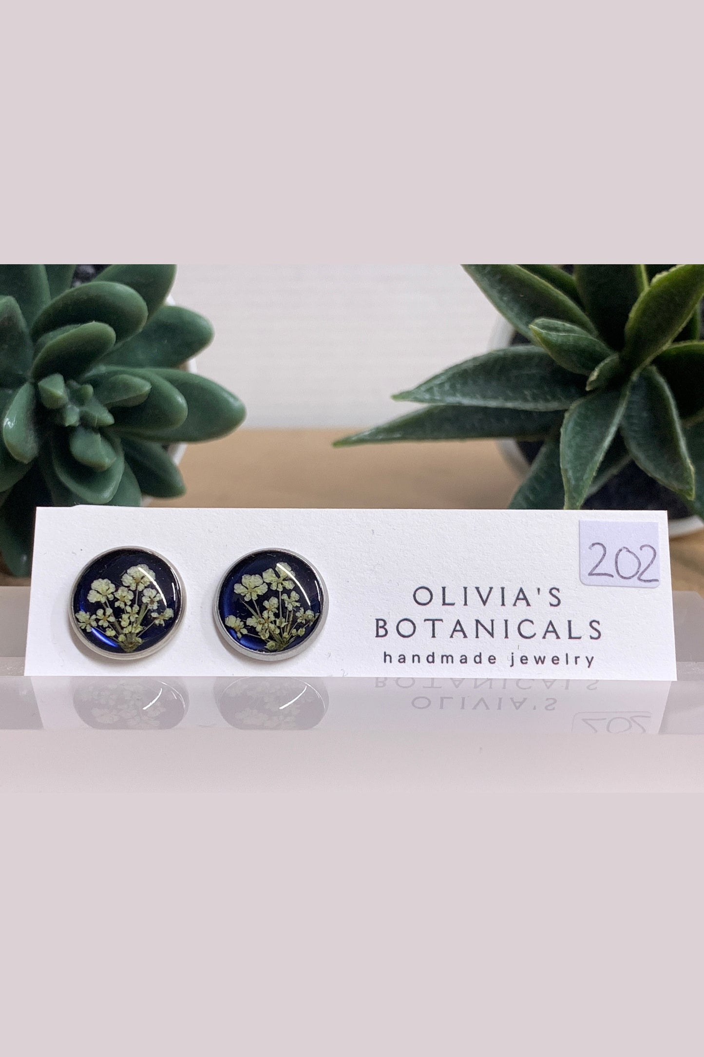 OLIVIA'S BOTANICALS Earrings Medium Circle Studs