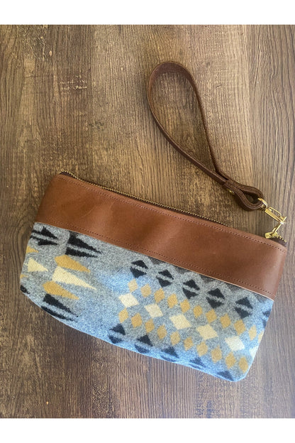 GRACE DESIGN Journey Pouch - Pendleton Fabric