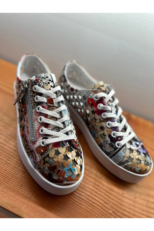 DJANGO & JULIETTE Leithah