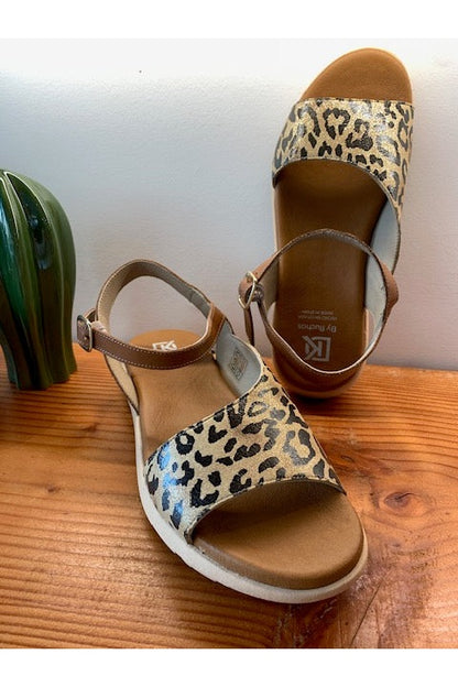 DORKING Sandal D9463
