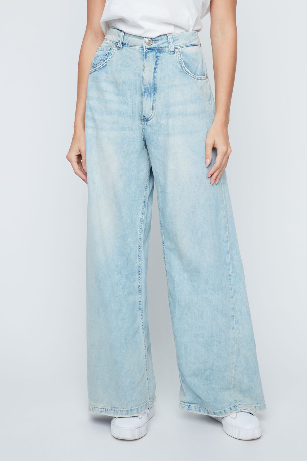 RENUAR Bleached Denim Pant R11063D