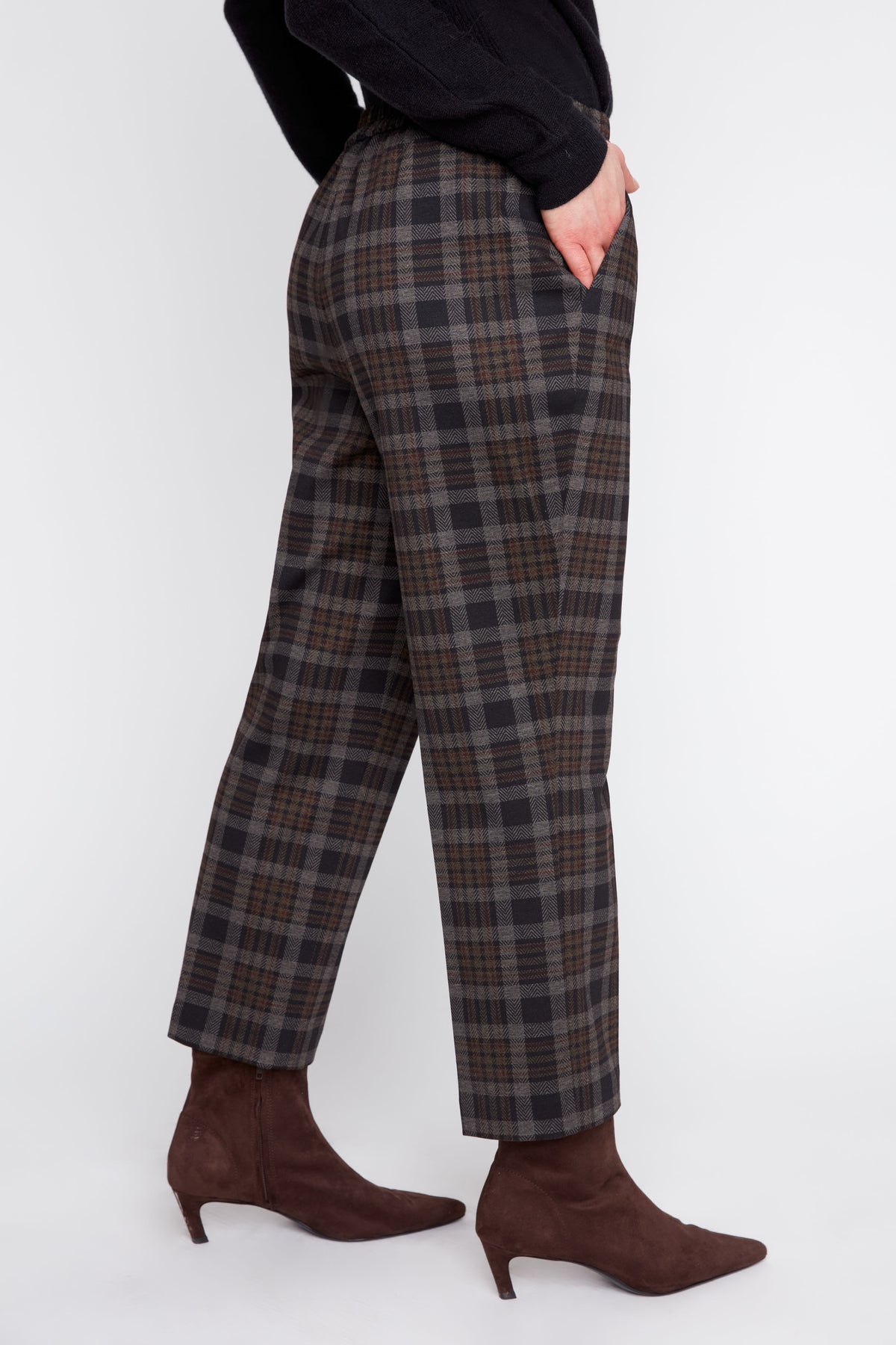 RENUAR Knit Pant R8134