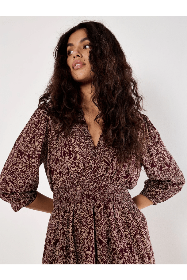 APRICOT Mono Paisley Ruffle Detail Dress X113620