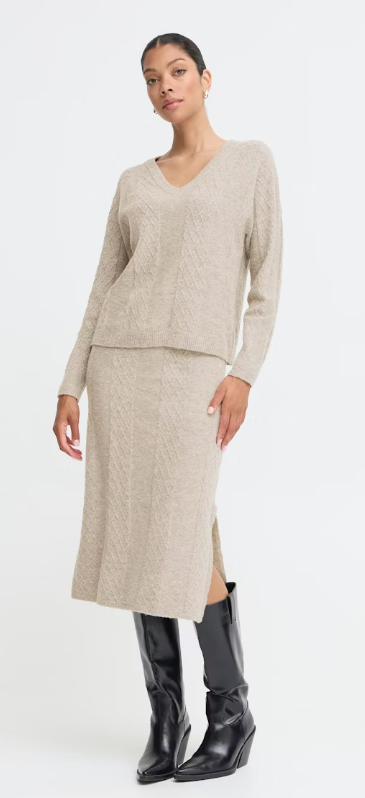B.YOUNG Nikolina Vneck Jumper 20818071