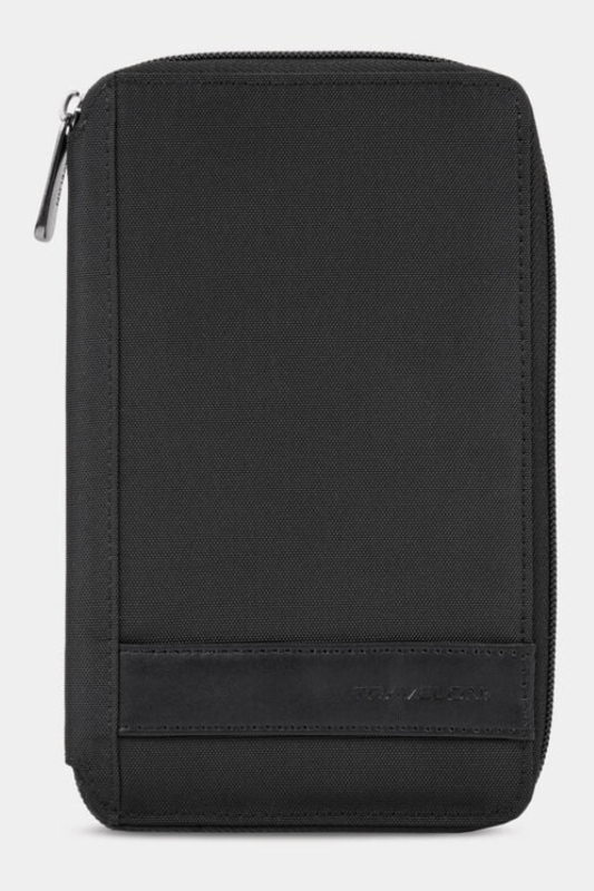 TRAVELON 83100 RFiD Blocking Multi Passport Holder