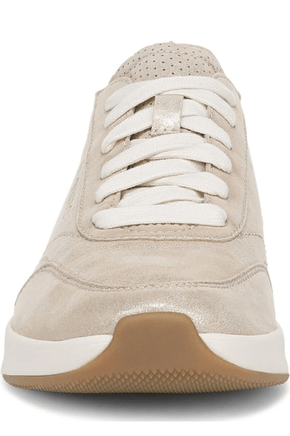 VIONIC Journey Uptown Sneaker