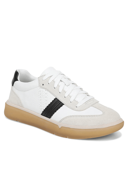 VIONIC City Walk Lace-Up Sneaker
