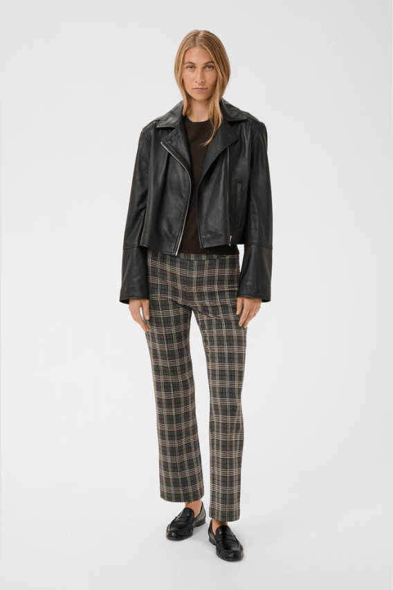 PART TWO Pontas Pant