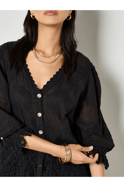 APRICOT Embroidered Daisies Lace Hem Top