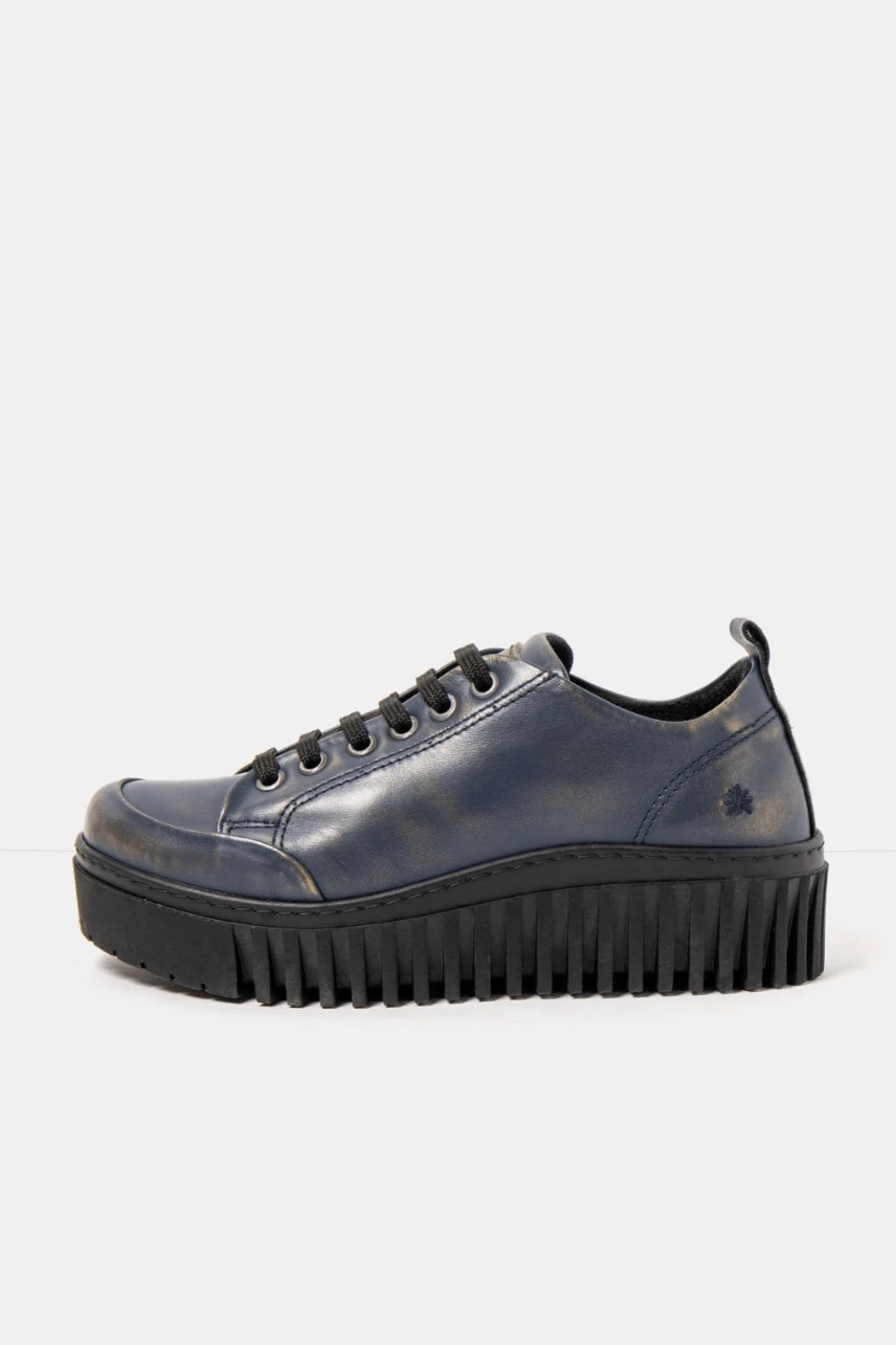 ART 1535 Shoe