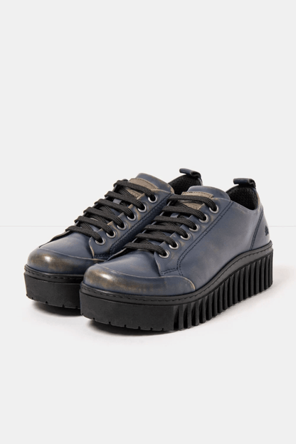 ART 1535 Shoe