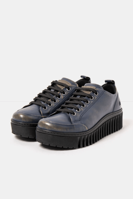 ART 1535 Shoe
