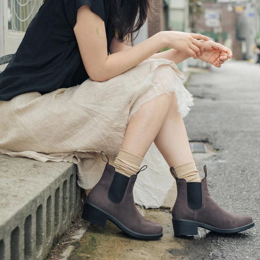 BLUNDSTONE Women's Series Heel 2666 Ground Coffee